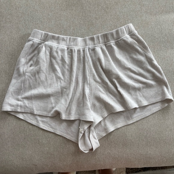 Aerie Waffle Knit Lace-Trim Shorts – Cream – Size XL - Picture 2 of 5